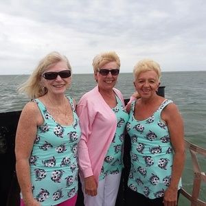 Meet your Posher, Debbie